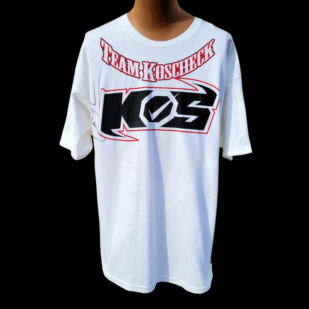 UFC ULTIMATE FIGHTER TEAM JOSH KOSCHECK AUTOGRAPHED SHIRT SIZE 2XL MADE IN USA